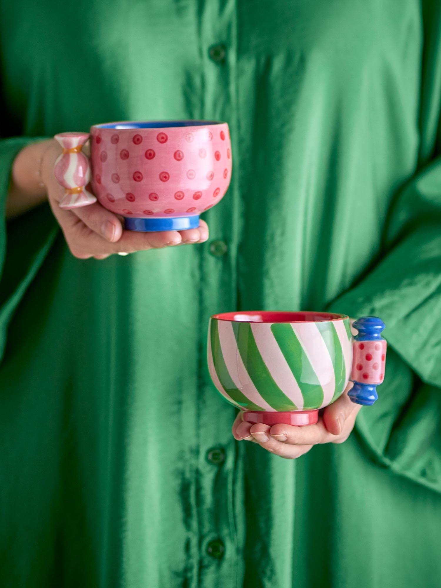 Zarte Caramella Tasse aus Steingut in Rosé von Bloomingville, perfekt für eleganten Kaffeegenuss und stilvolle Momente.