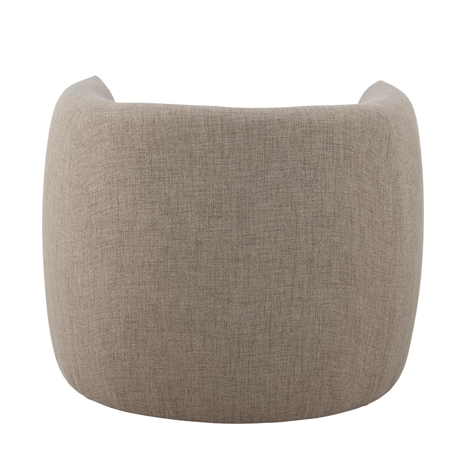 Eleganter Bacio Loungesessel von Bloomingville, gefertigt aus recyceltem Polyester in Naturtönen, ideal für umweltbewusstes Wohnen.