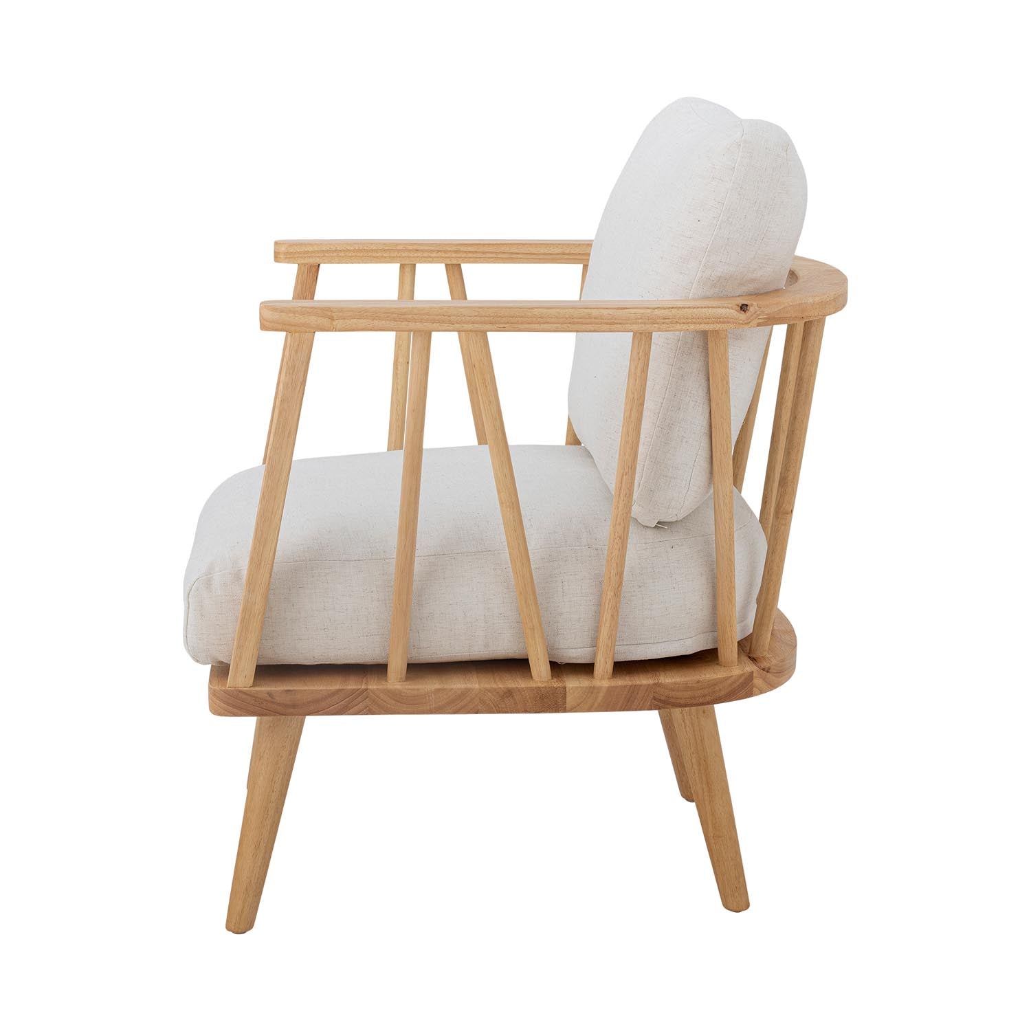 Eleganter Millor Loungesessel aus natürlichem Gummibaumholz, ideal für stilvolle Wohnräume und komfortable Entspannung.