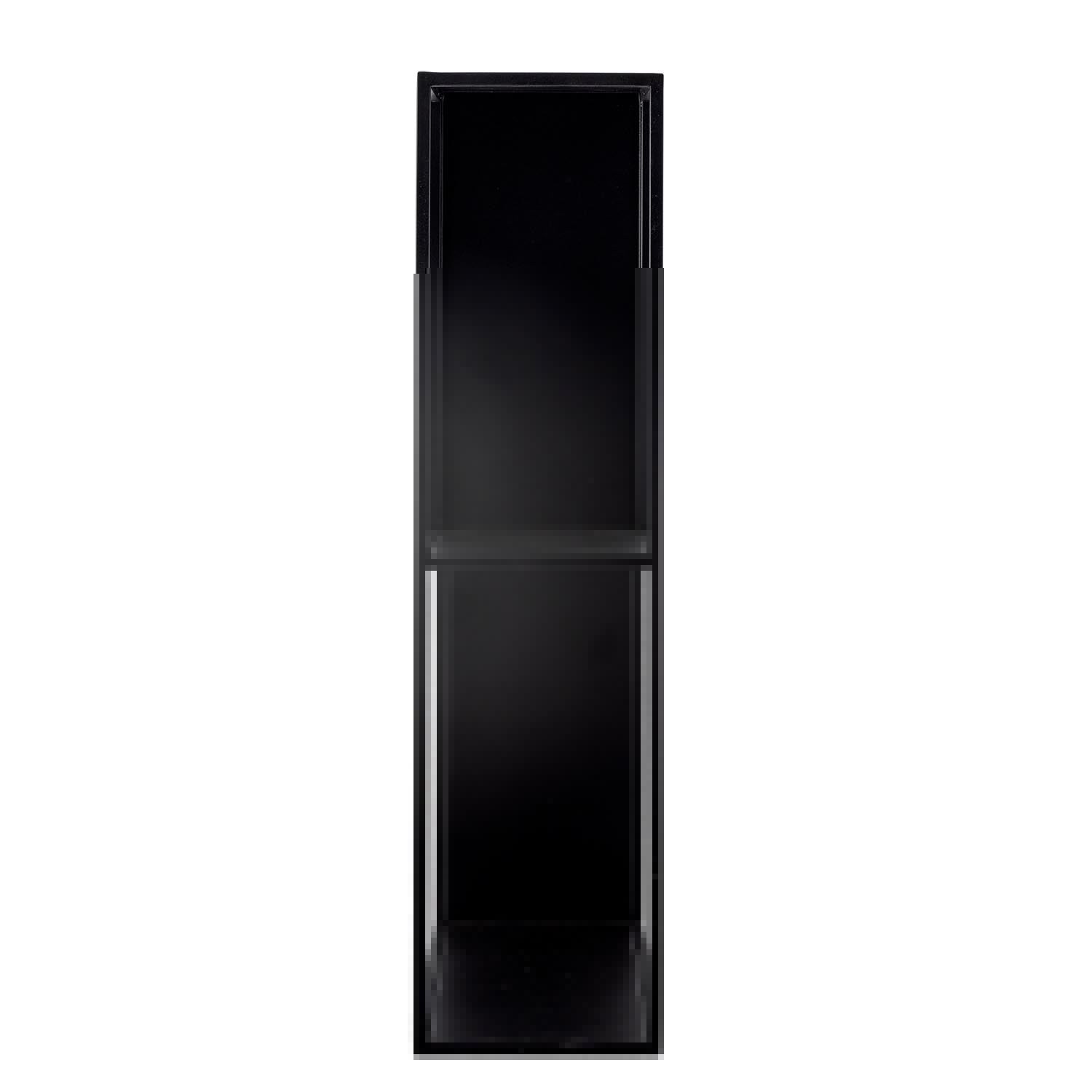 Das Mack Regal von Bloomingville aus schwarzem Metall überzeugt durch modernes Design und Funktionalität für jeden Wohnraum.