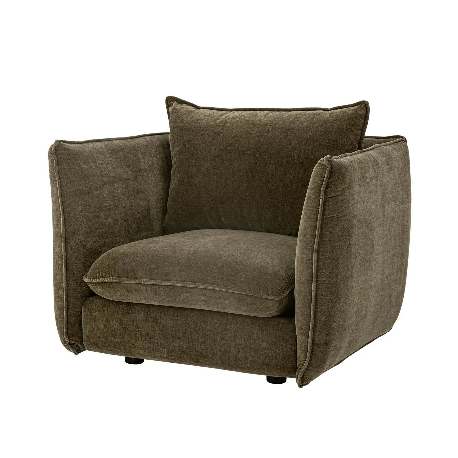 Stilvoller Austin Loungesessel in Grün von Bloomingville, gefertigt aus nachhaltigem recyceltem Polyester – modern und bequem.