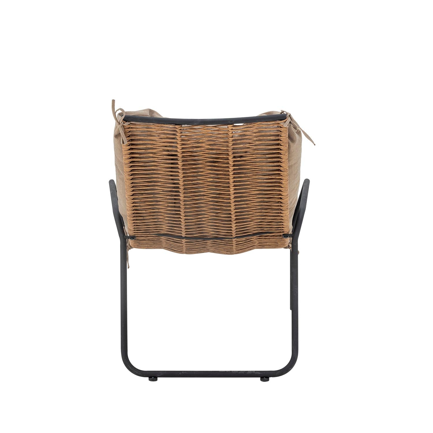 Stilvoller Boel Liegestuhl mit Hocker aus Naturholz und Metall von Bloomingville, perfekt für komfortable und elegante Entspannung.