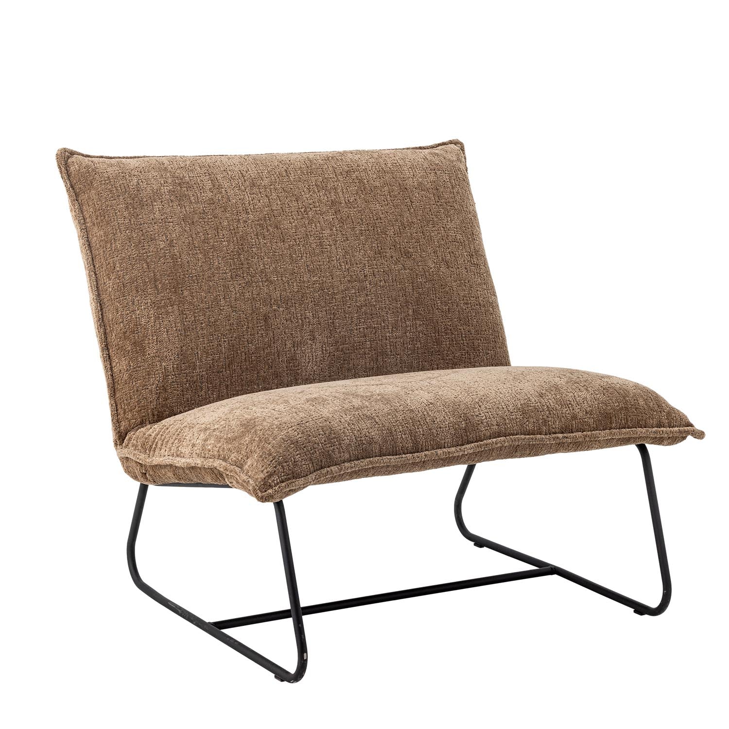 Stilvoller Cape Loungesessel in Braun aus recyceltem Polyester von Bloomingville – ideal für umweltbewusstes Wohnen.