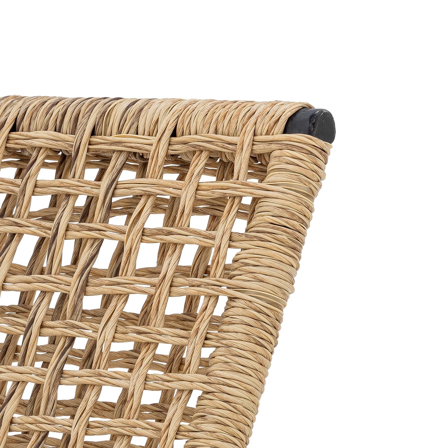 Eleganter Loungesessel aus natürlichem Polyrattan von Bloomingville, ideal für stilvolle und komfortable Wohnräume.