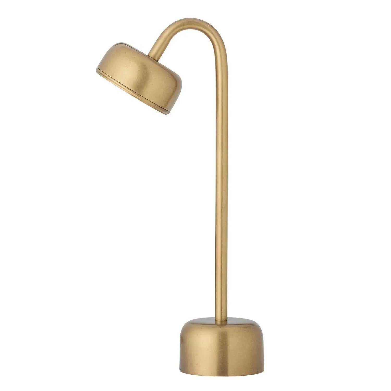 Die Nico Lampe von Bloomingville ist tragbar, wiederaufladbar und aus edlem Messing gefertigt – ein stilvolles Designobjekt.