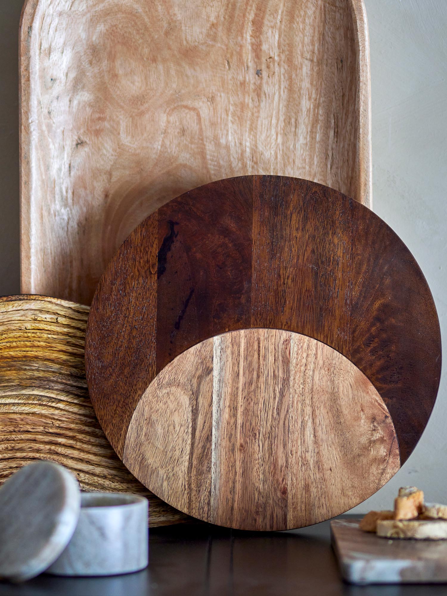 Matti's cutting board, <tc>Braun</tc>, acacia