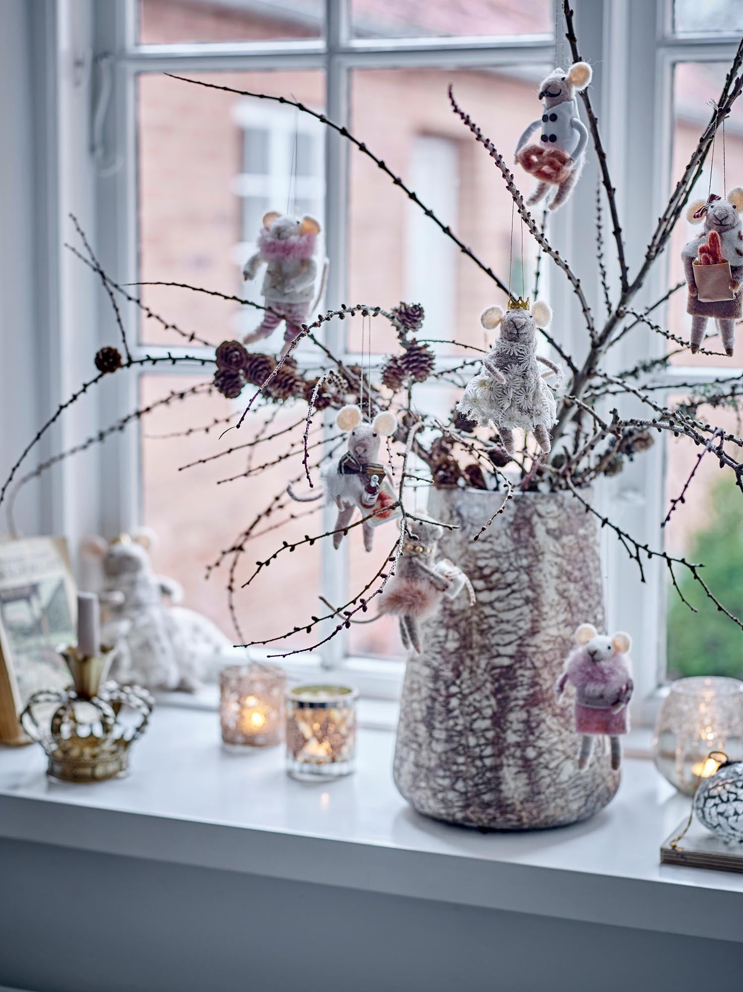 Miya Teelichthalter, Natur, Glas in Natur präsentiert im Onlineshop von KAQTU Design AG. Teelichthalter ist von Bloomingville