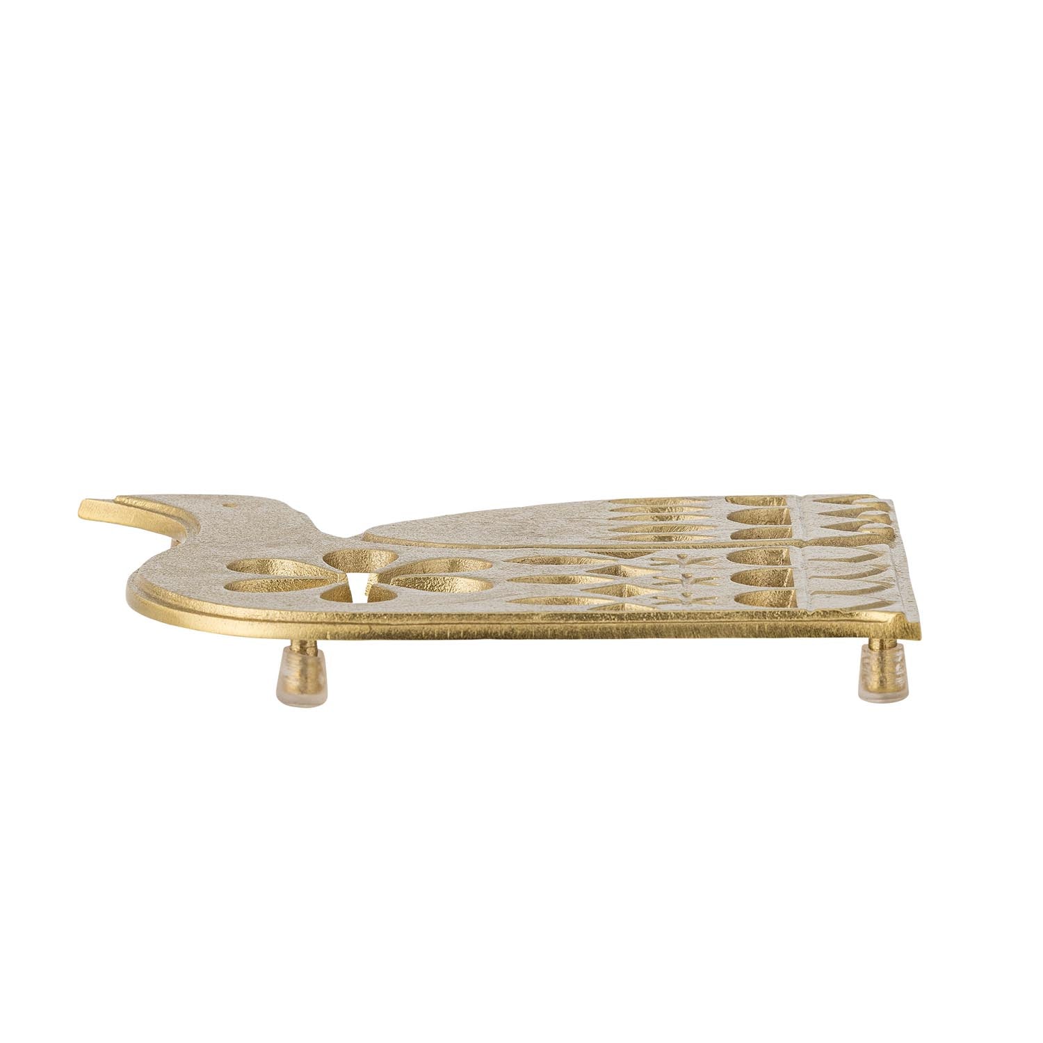 Eleganter Lonela Untersetzer aus goldfarbenem Aluminium von Bloomingville, ideal für stilvolle Tischdekorationen.
