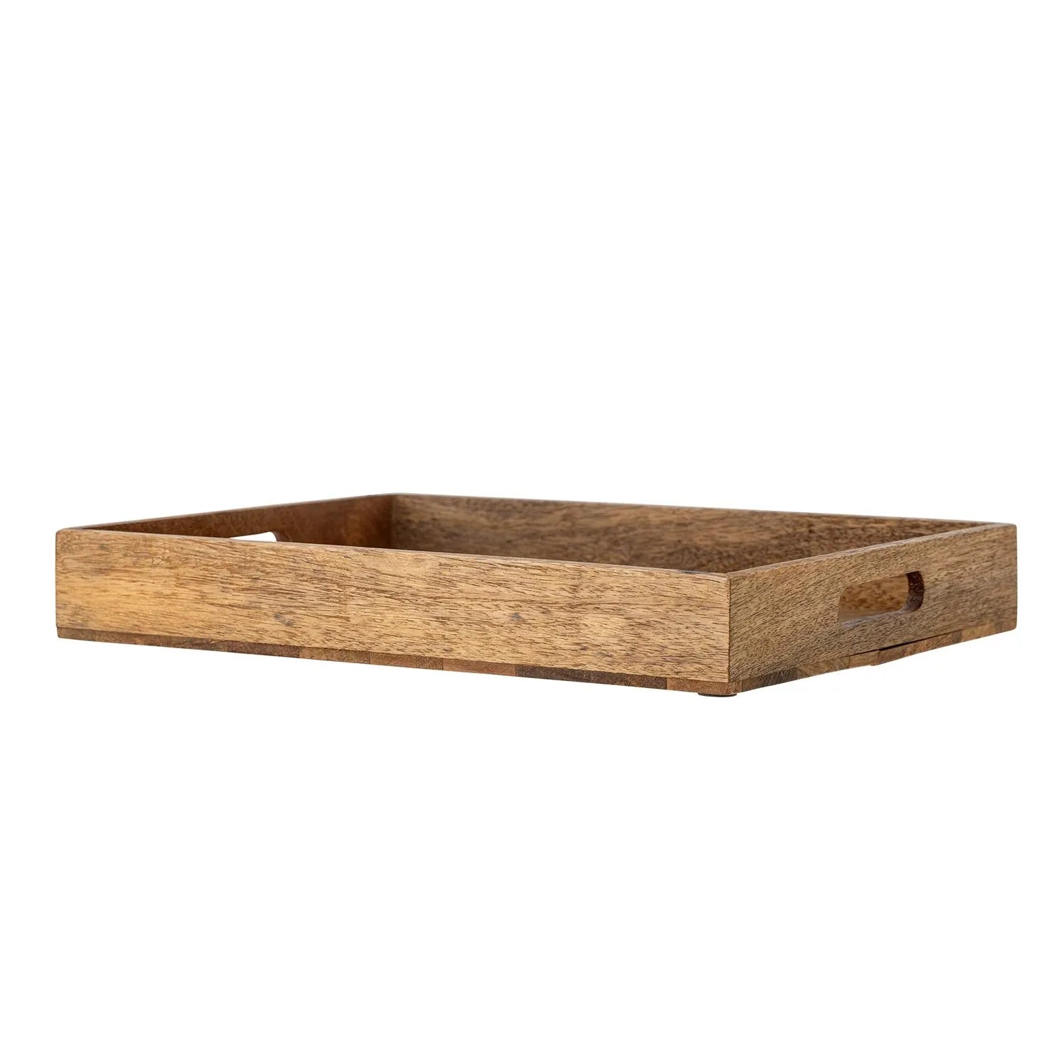 Das Katalyn Serviertablett aus FSC-zertifiziertem Mangoholz von Bloomingville besticht durch seine natürliche Eleganz und Vielseitigkeit.