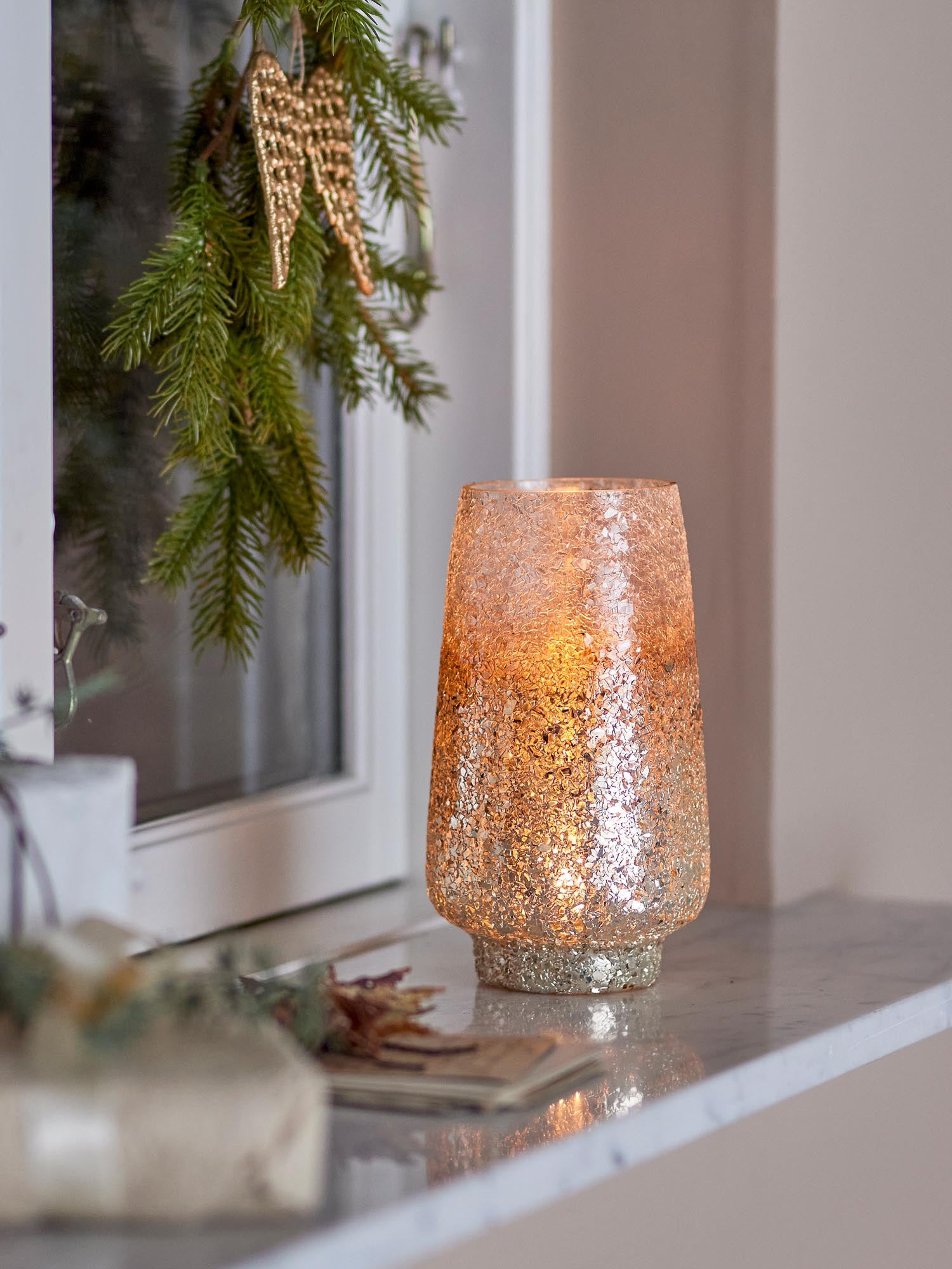 Lucina Teelichthalter, Silber, Glas in Silber präsentiert im Onlineshop von KAQTU Design AG. Teelichthalter ist von Bloomingville