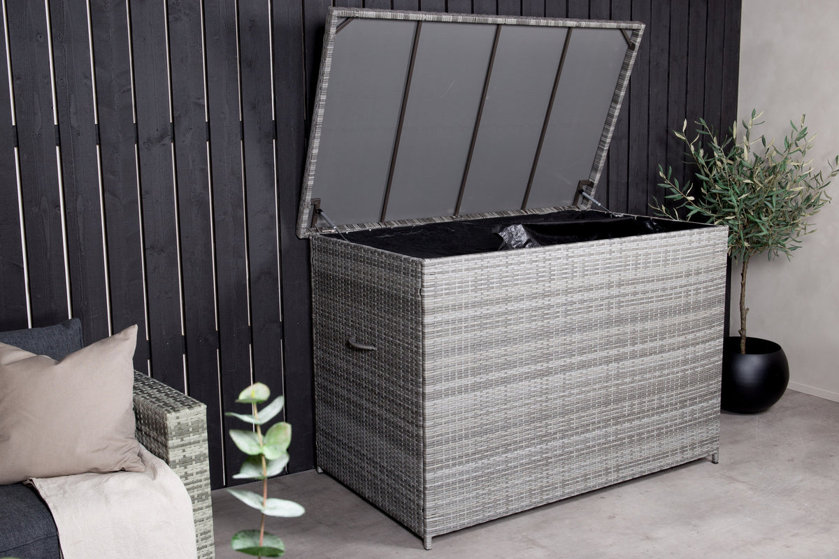 Amazon Kissenbox in Grau präsentiert im Onlineshop von KAQTU Design AG. Outdoor Zubehör ist von Venture Home