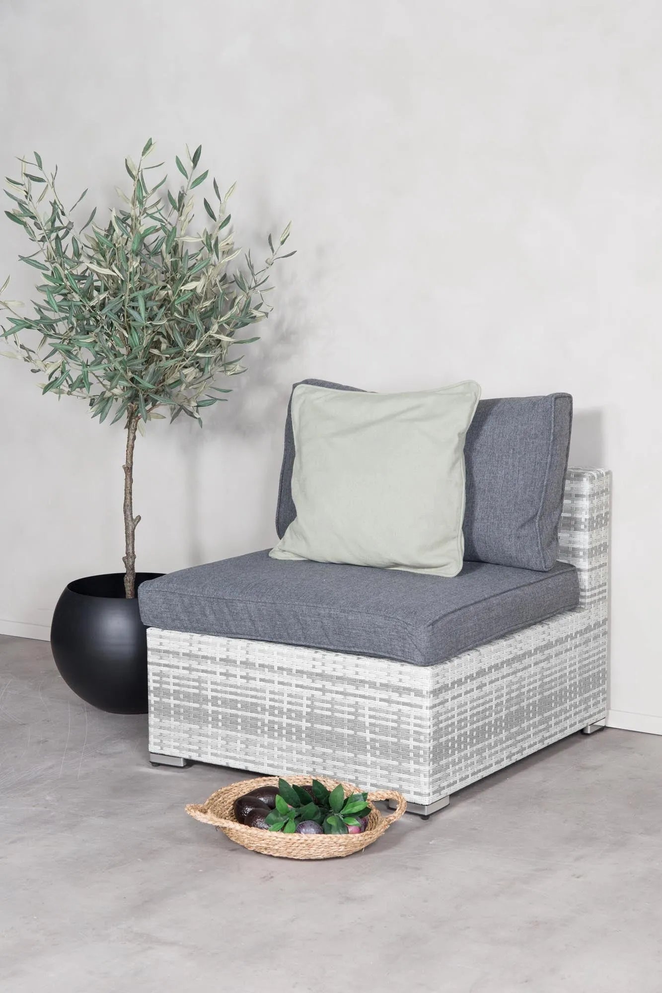 Amazon Sofa Module in Grau Weiss präsentiert im Onlineshop von KAQTU Design AG. Modulares Sofa ist von Venture Home