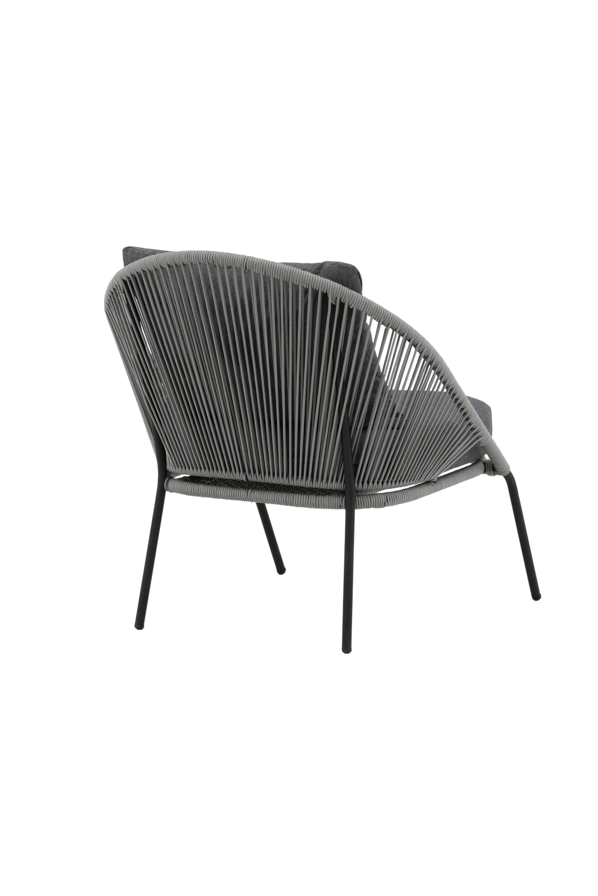 Lindos Lounge Chair in Grau präsentiert im Onlineshop von KAQTU Design AG. Outdoor-Sessel ist von Venture Home