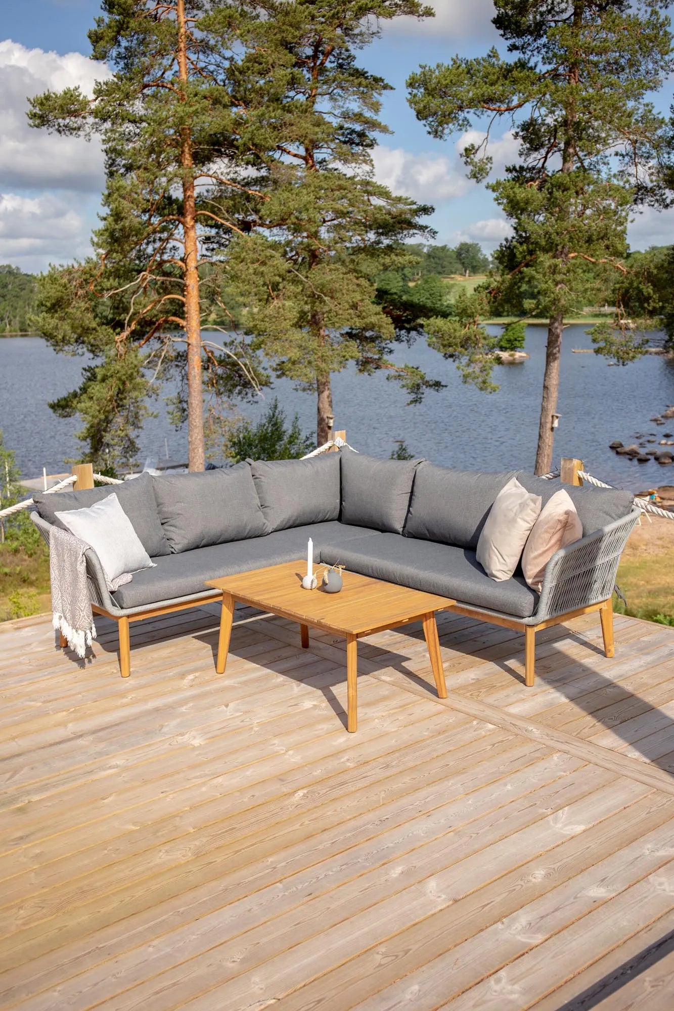 Chania Ecksofa 110cm: Perfekte Outdoor-Lounge von Venture Home.