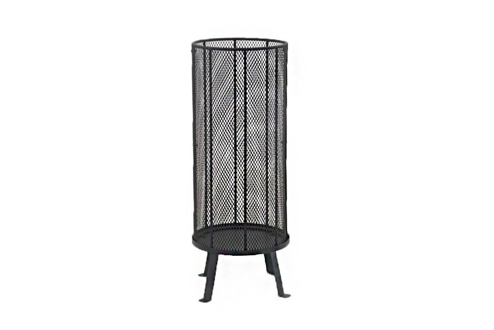 Bastian Feuerkorb in Schwarz präsentiert im Onlineshop von KAQTU Design AG. Feuerschale ist von Venture Home