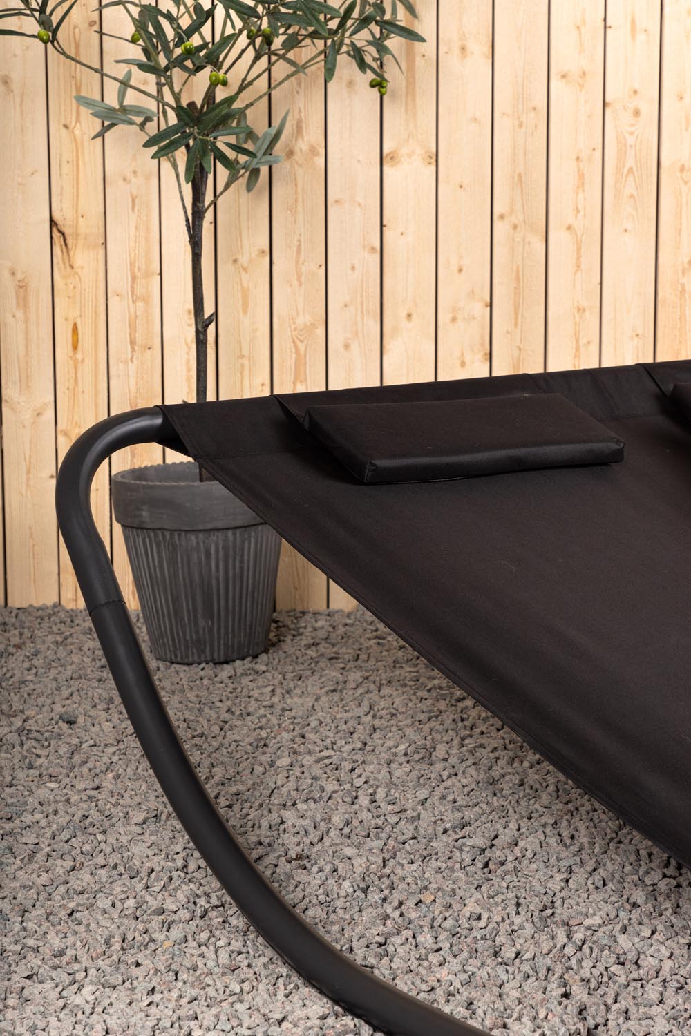 Gordo Hängematte in Schwarz präsentiert im Onlineshop von KAQTU Design AG. Hängematte ist von Venture Home