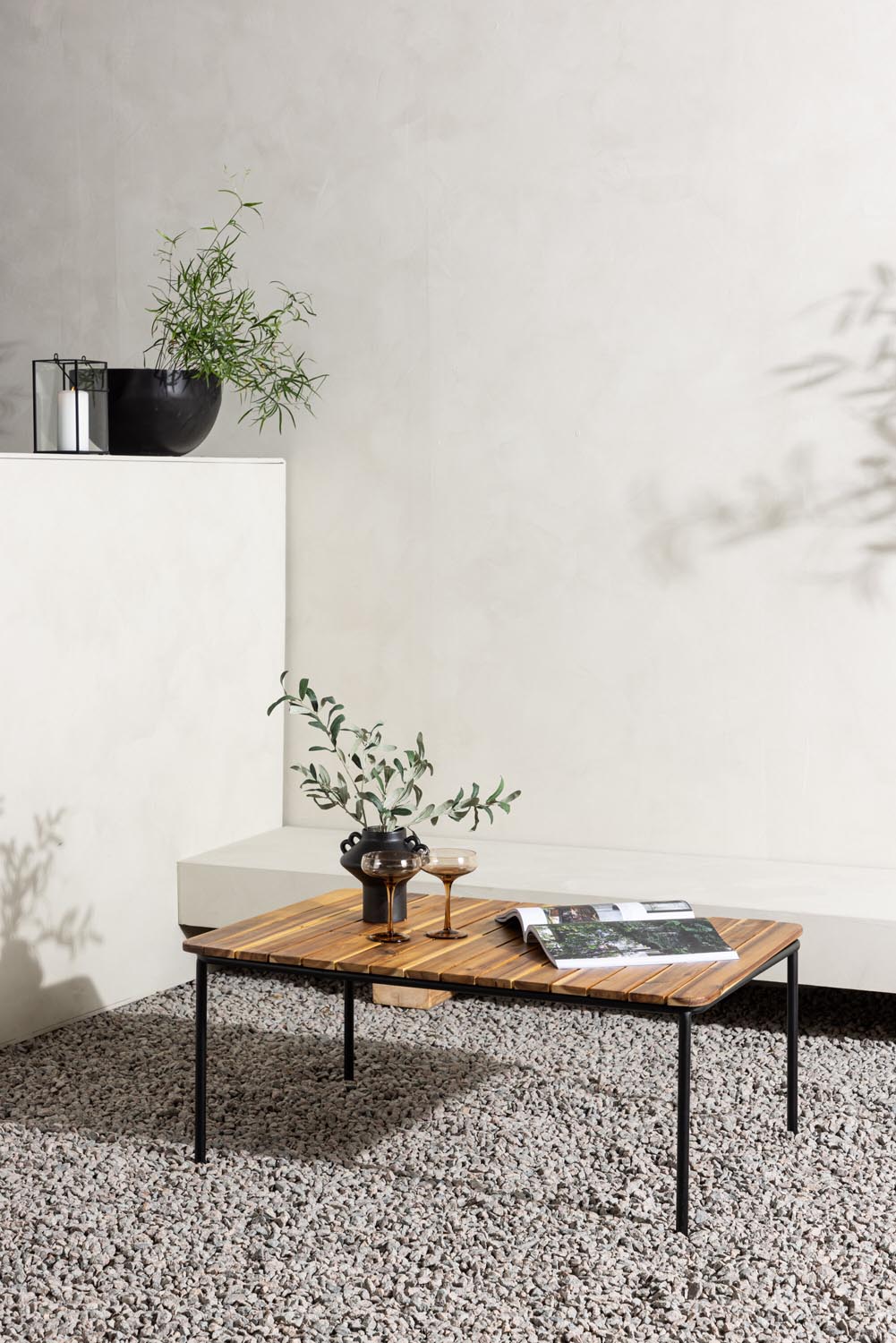 Penh Loungetisch in Natur präsentiert im Onlineshop von KAQTU Design AG. Loungetisch ist von Venture Home