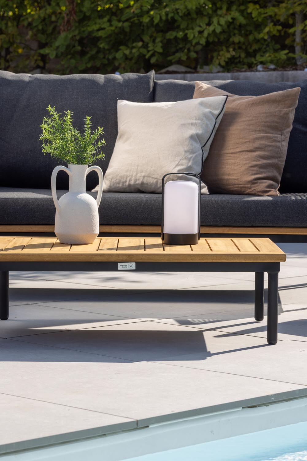 Andorra Sofagarnitur in Natur präsentiert im Onlineshop von KAQTU Design AG. Loungeset ist von Venture Home