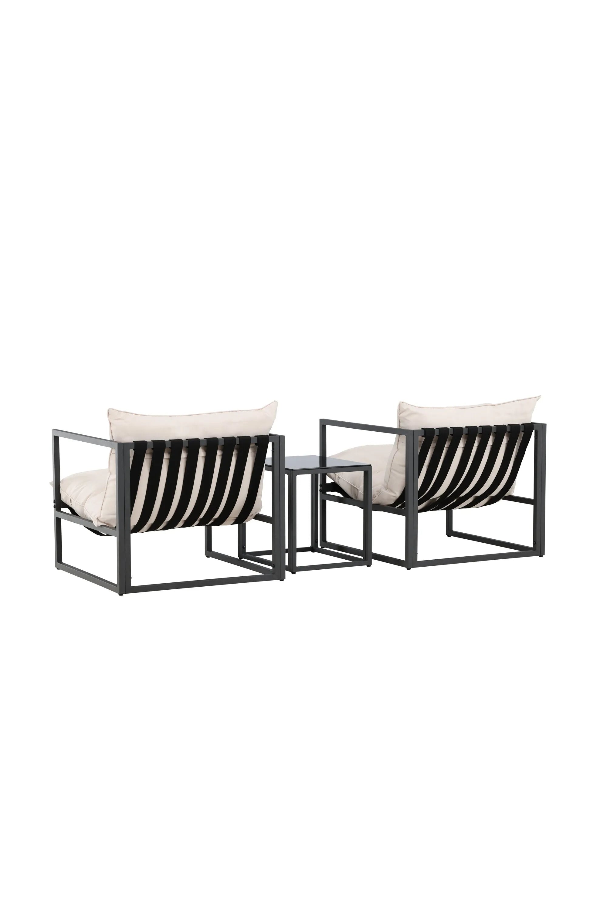 Das Messina Lounge Set von Venture Home vereint stilvolles Design und hohen Komfort für entspannte Stunden im Freien.