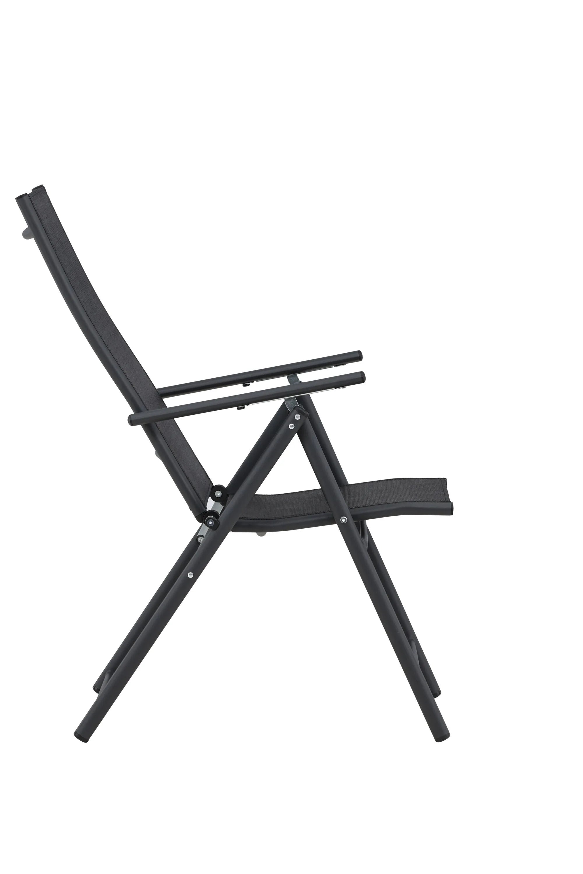 Der Levanzo Gartenstuhl von Venture Home kombiniert modernes Design mit Komfort, ideal für stilvolle Außenbereiche.