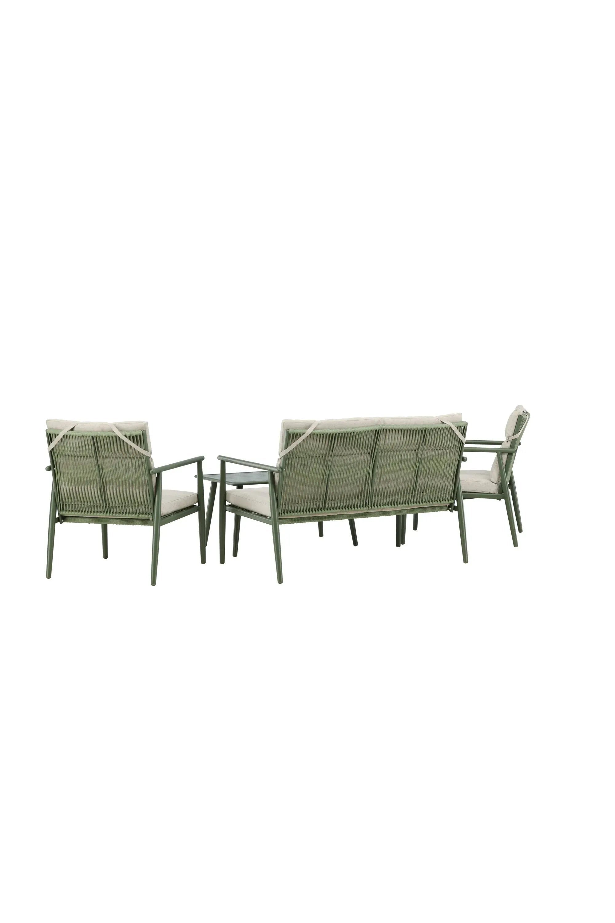 Das Mazzaro Sofa Set von Venture Home bietet modernes Design und Komfort, perfekt für stilvolle und gemütliche Wohnräume.