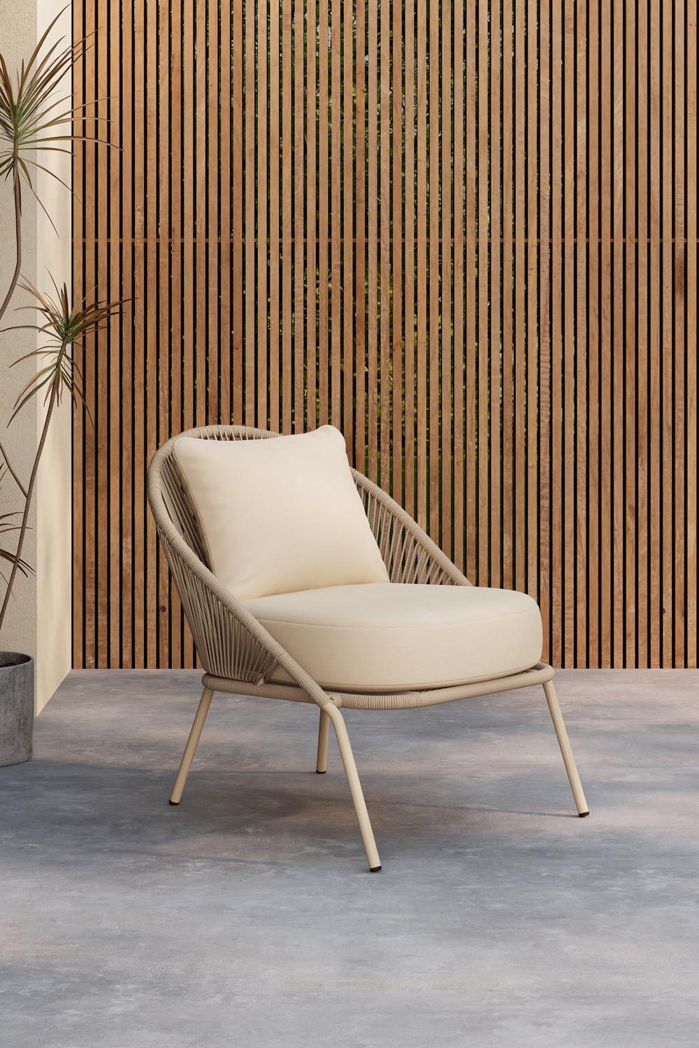 Lindos Loungestuhl in Beige präsentiert im Onlineshop von KAQTU Design AG. Outdoor-Sessel ist von Venture Home