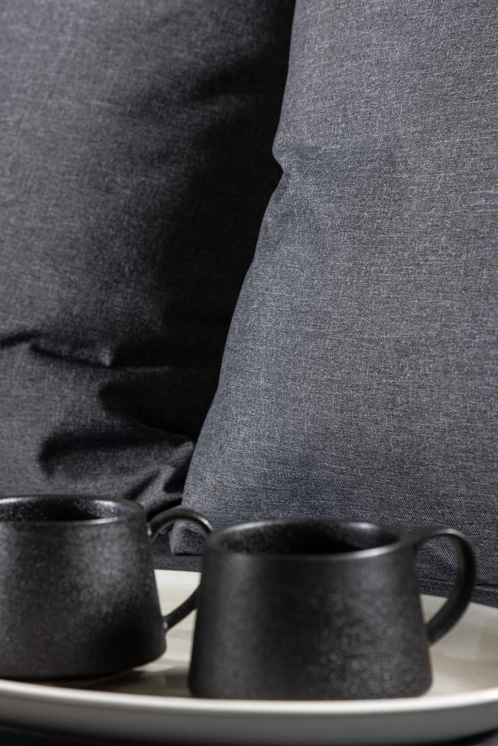 Chania Ecksofa-Set in Schwarz präsentiert im Onlineshop von KAQTU Design AG. Loungeset ist von Venture Home
