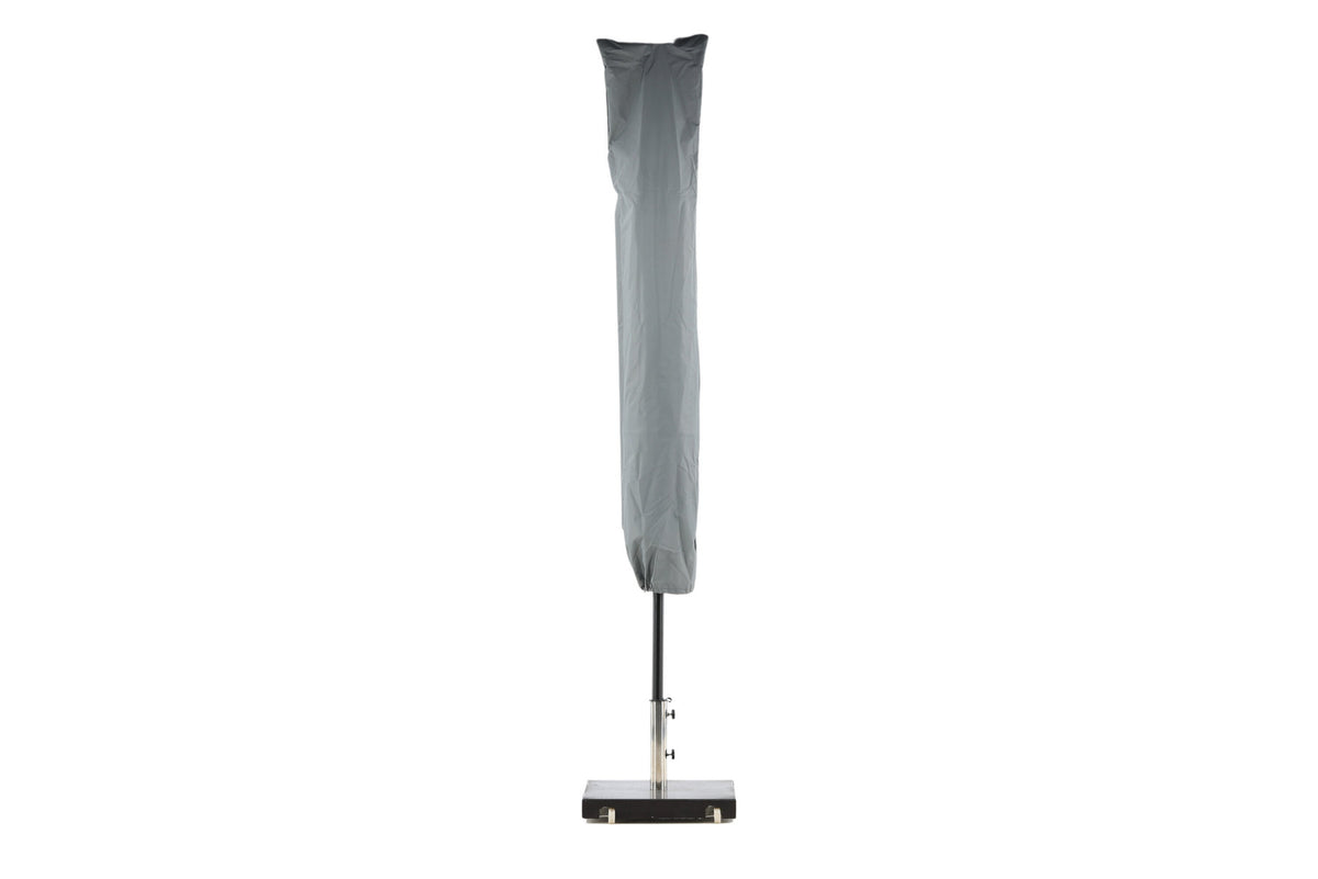 Sonnenschirmhülle in Grau präsentiert im Onlineshop von KAQTU Design AG. Outdoor Zubehör ist von Venture Home