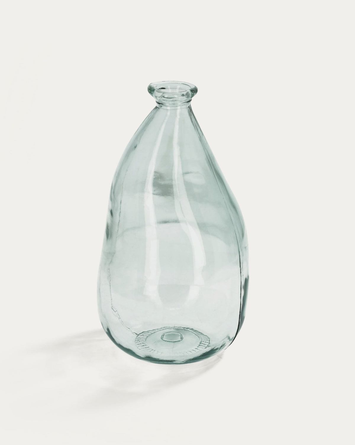 Brenna mittelgrosse transparente Vase in Transparent präsentiert im Onlineshop von KAQTU Design AG. Vase ist von Kave Home