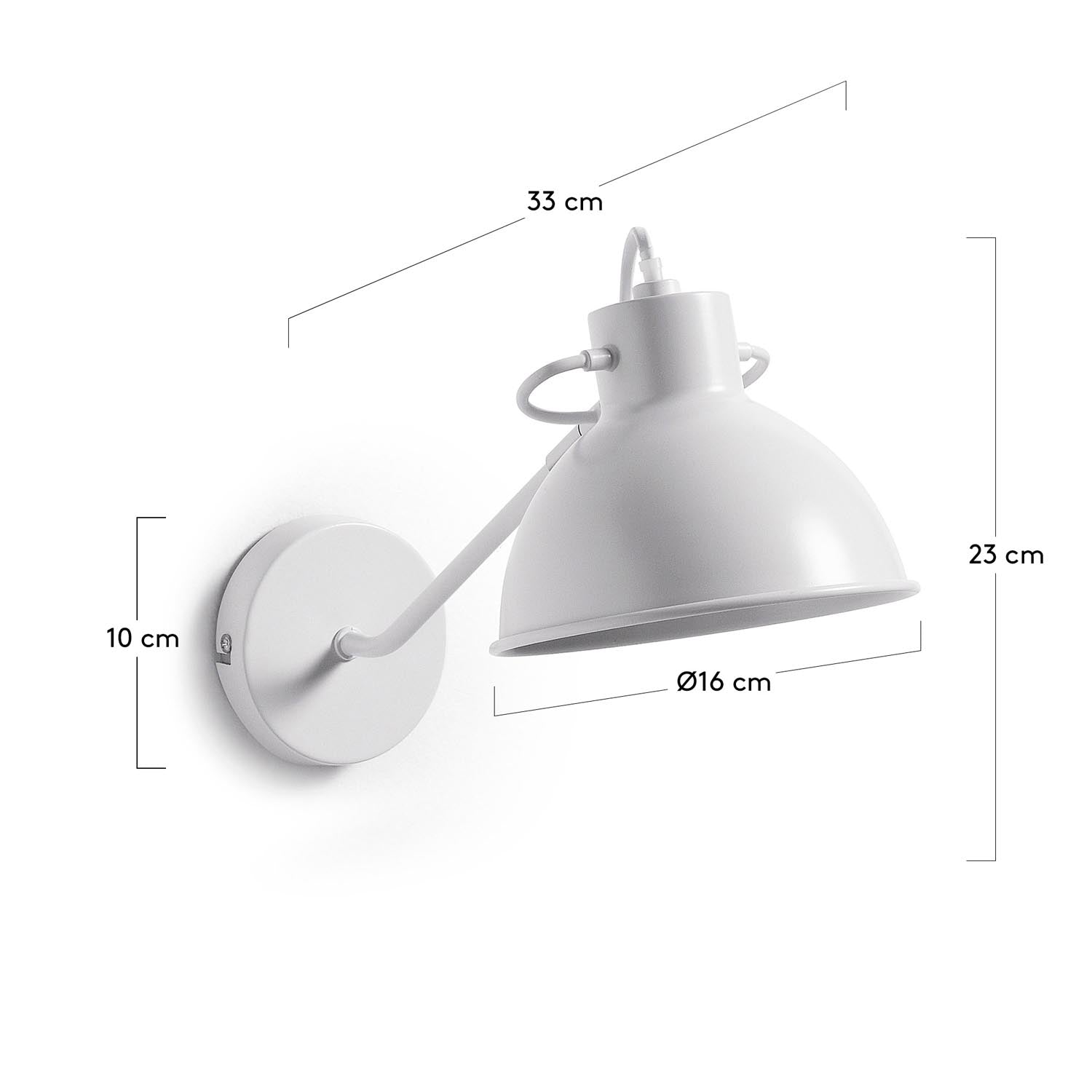 Stilvolle Offelis Wandleuchte von Kave Home in elegantem Weiss, ideal für individuelle Lichtgestaltung und moderne Einrichtung.