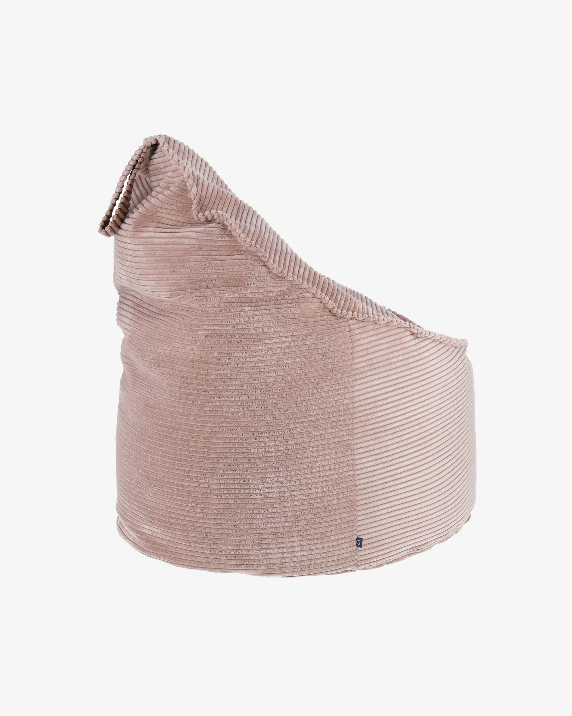 Der Wilma Pouf in rosa Cord von Kave Home ist ein elegantes, rundes Sitzmöbel mit 80 cm Durchmesser für stilvolles Wohnen.