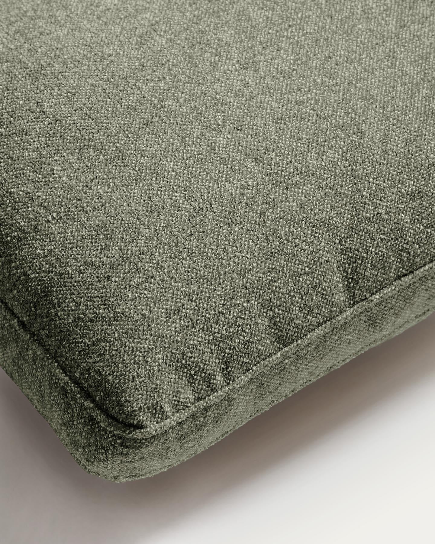 Kissen Blok in moosgrüner Chenille, 40 x 60 cm in Grün präsentiert im Onlineshop von KAQTU Design AG. Deko Kissen ist von Kave Home