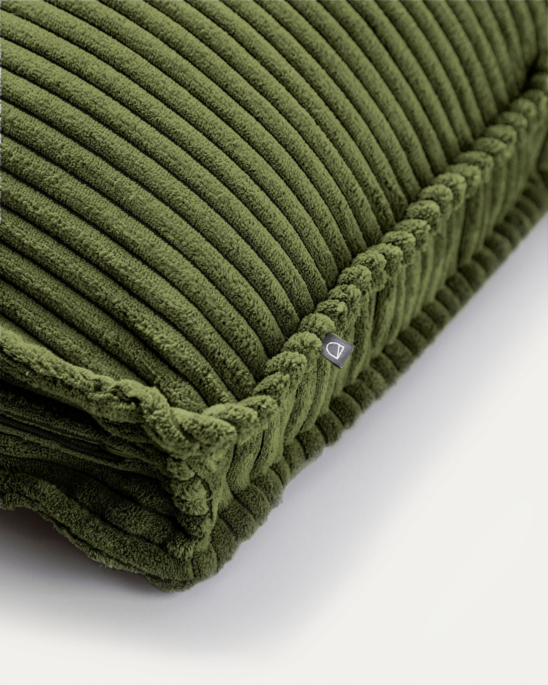 Pillow Blok with thick, green cord 60 x 60 cm