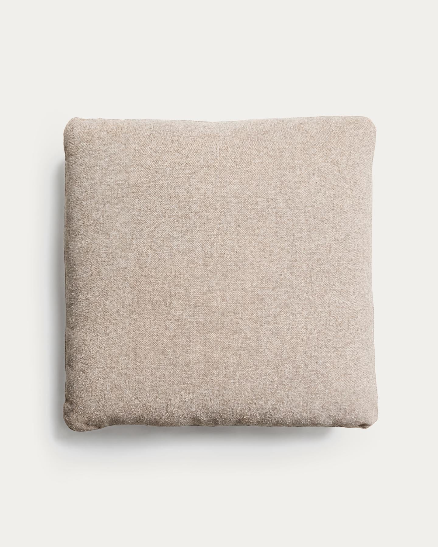 Kissen Blok in beiger Chenille, 60 x 60 cm in Beige präsentiert im Onlineshop von KAQTU Design AG. Deko Kissen ist von Kave Home