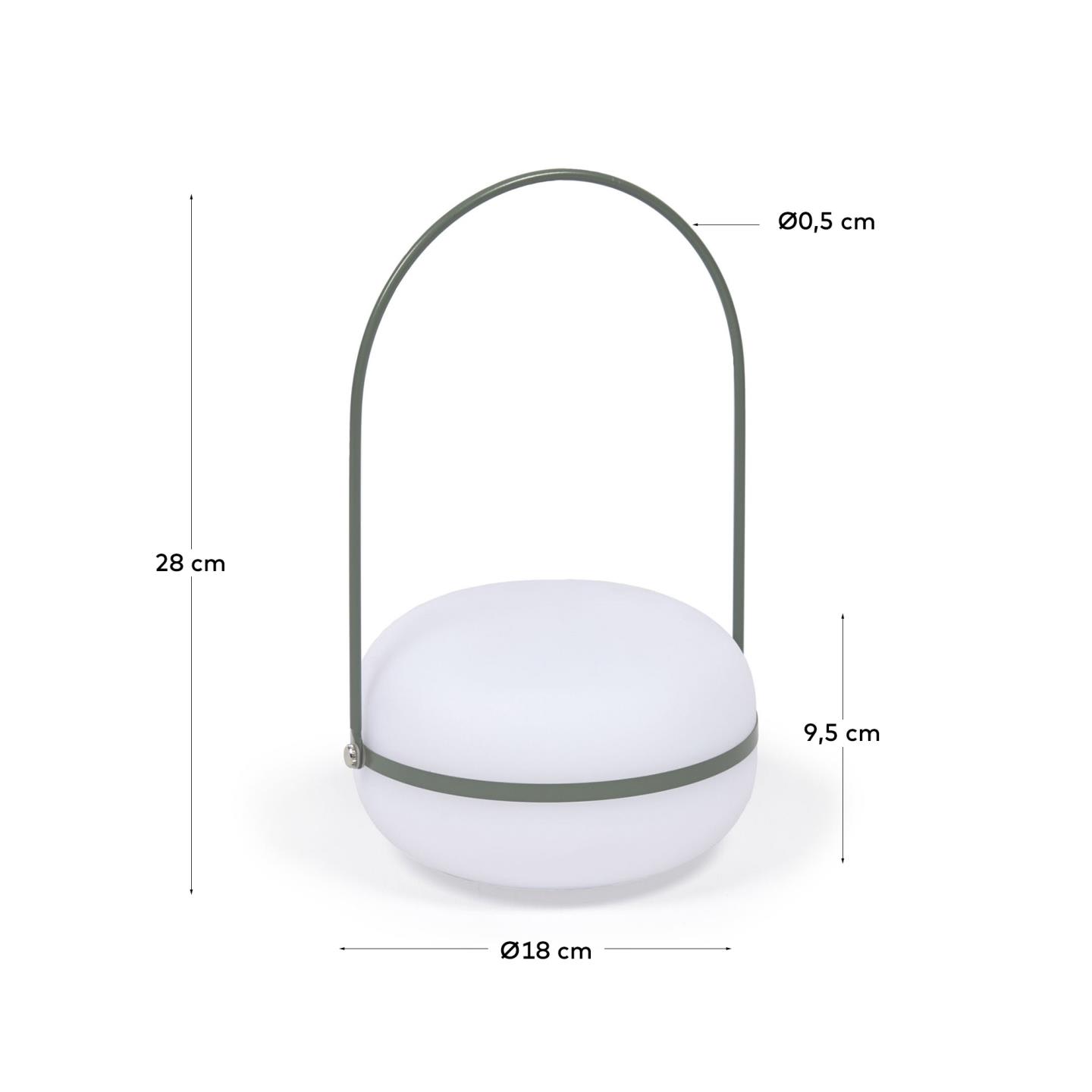 Die Tea Tischlampe von Kave Home besticht durch ihr elegantes grünes Finish und die robuste Bauweise aus Polyethylen und Metall. Ideal für drinnen und draußen.