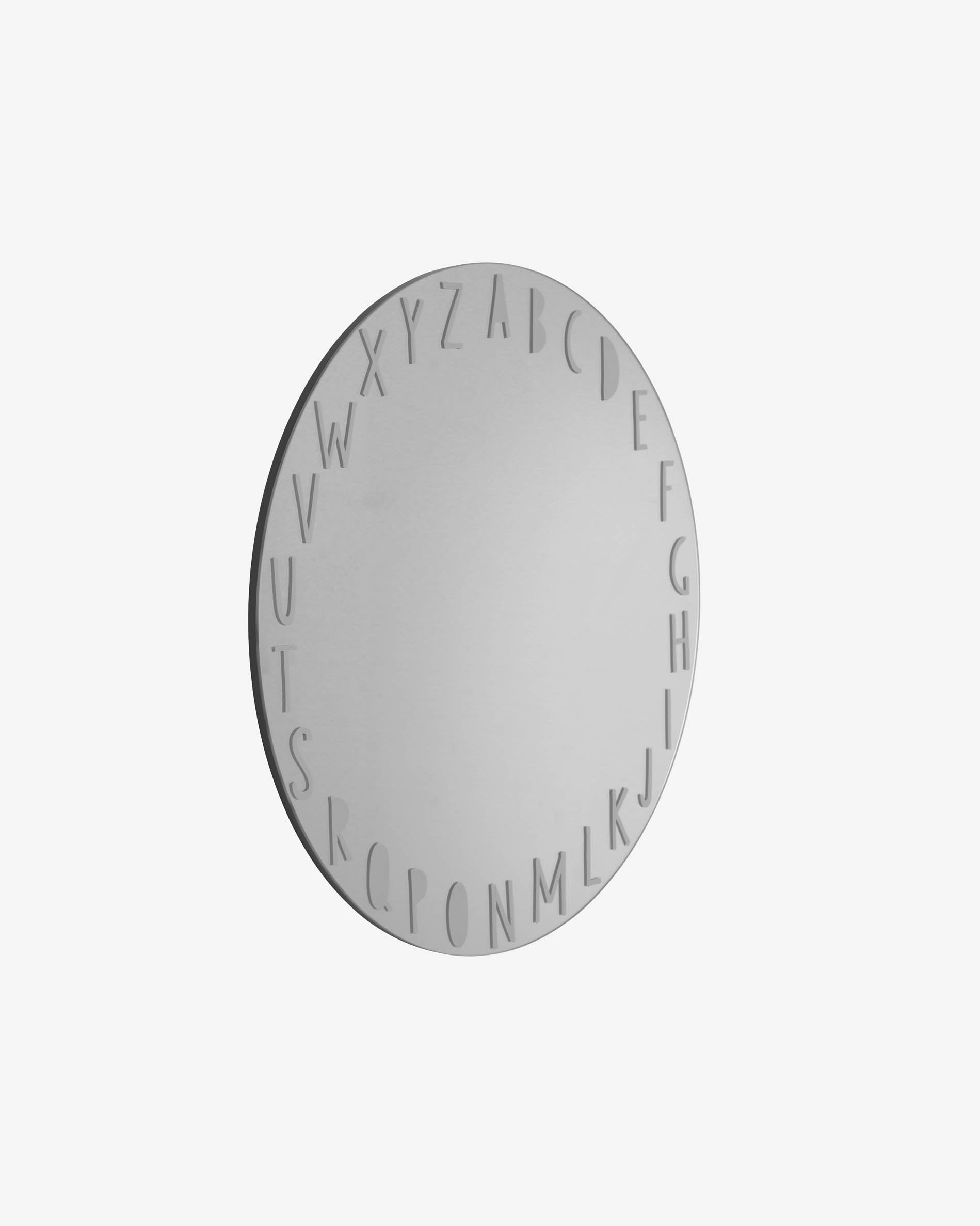 Moderner runder Wandspiegel Keila von Kave Home, Ø 50 cm, ideal für stilvolle Wohnräume, zeitloses Design.