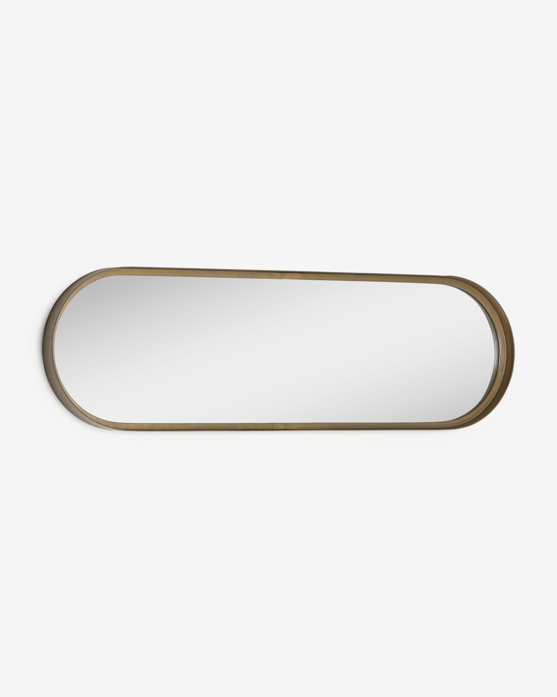 Stilvoller Tiare Wandspiegel von Kave Home, 31x101 cm, mit edlem goldfarbenem Metallrahmen – perfekt für zeitgemäße Wohnräume.