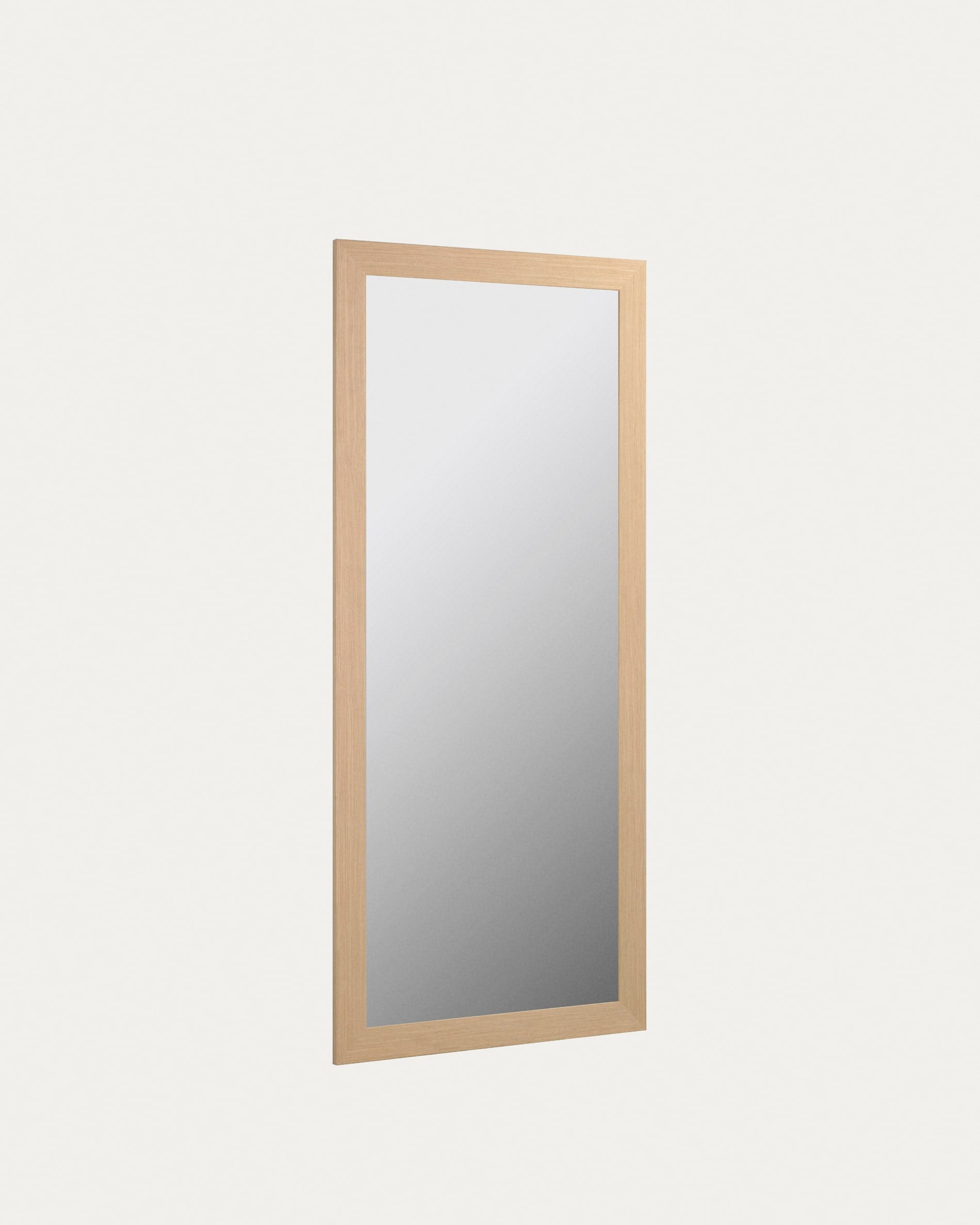 Eleganter Yvaine Spiegel von Kave Home, naturbelassen, 80,5x180,5 cm, ideal für moderne und stilvolle Wohnräume.