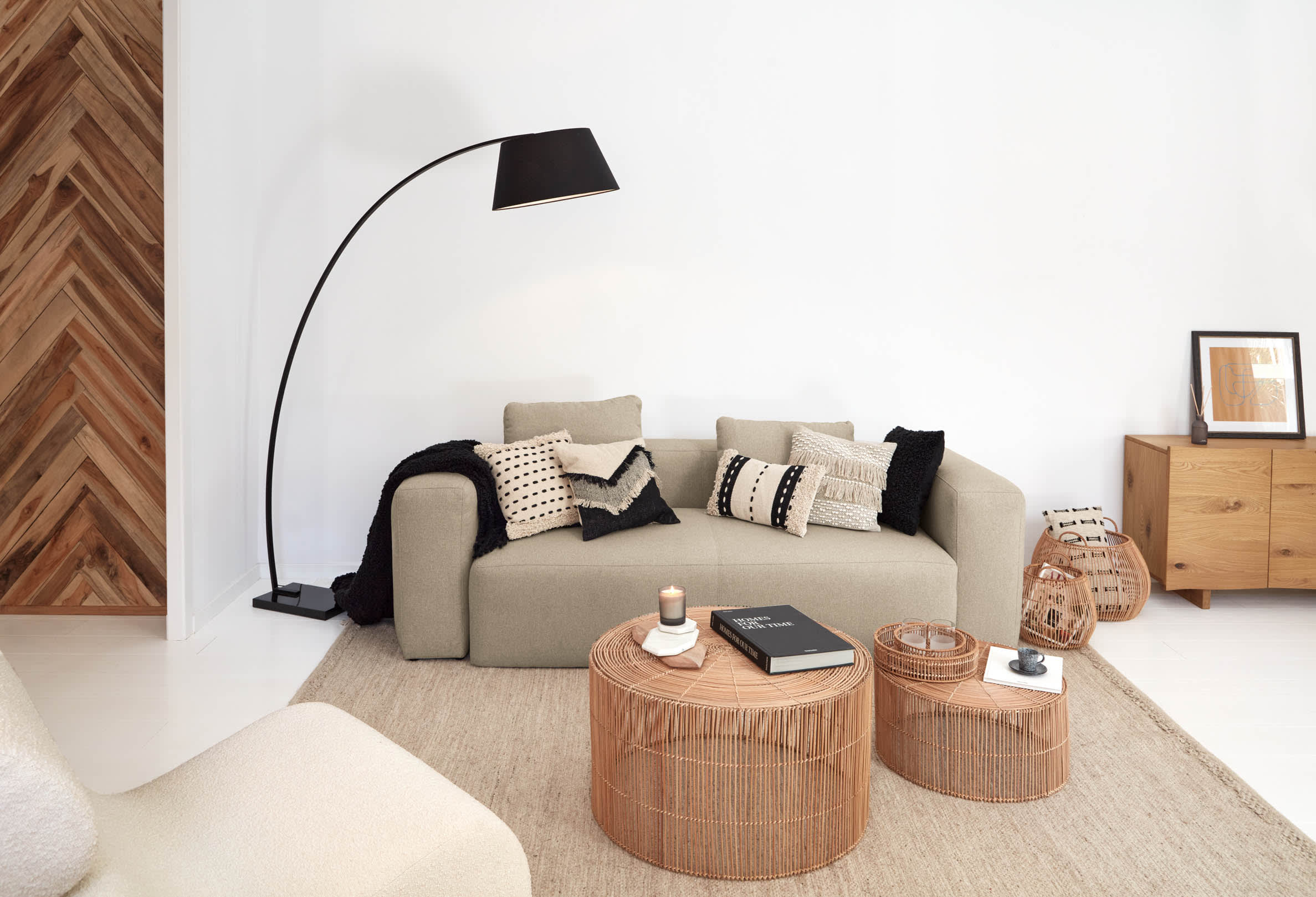 Carime Teppich beige 160x230 cm von Kave Home, stilvoll und modern, perfekt für ein gemütliches und elegantes Zuhause.