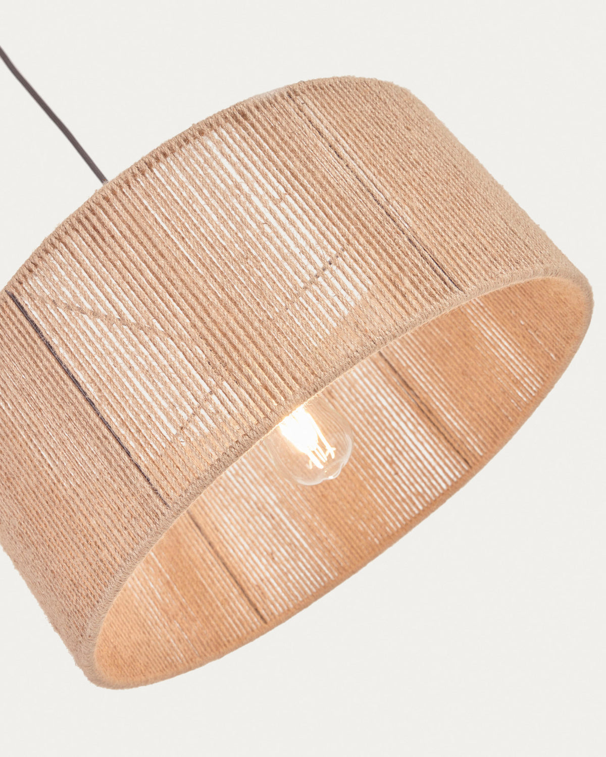 Crista Lampenschirm für Deckenlampe aus Jute natur Ø 47 cm in Natur präsentiert im Onlineshop von KAQTU Design AG. Lampenschirm ist von Kave Home