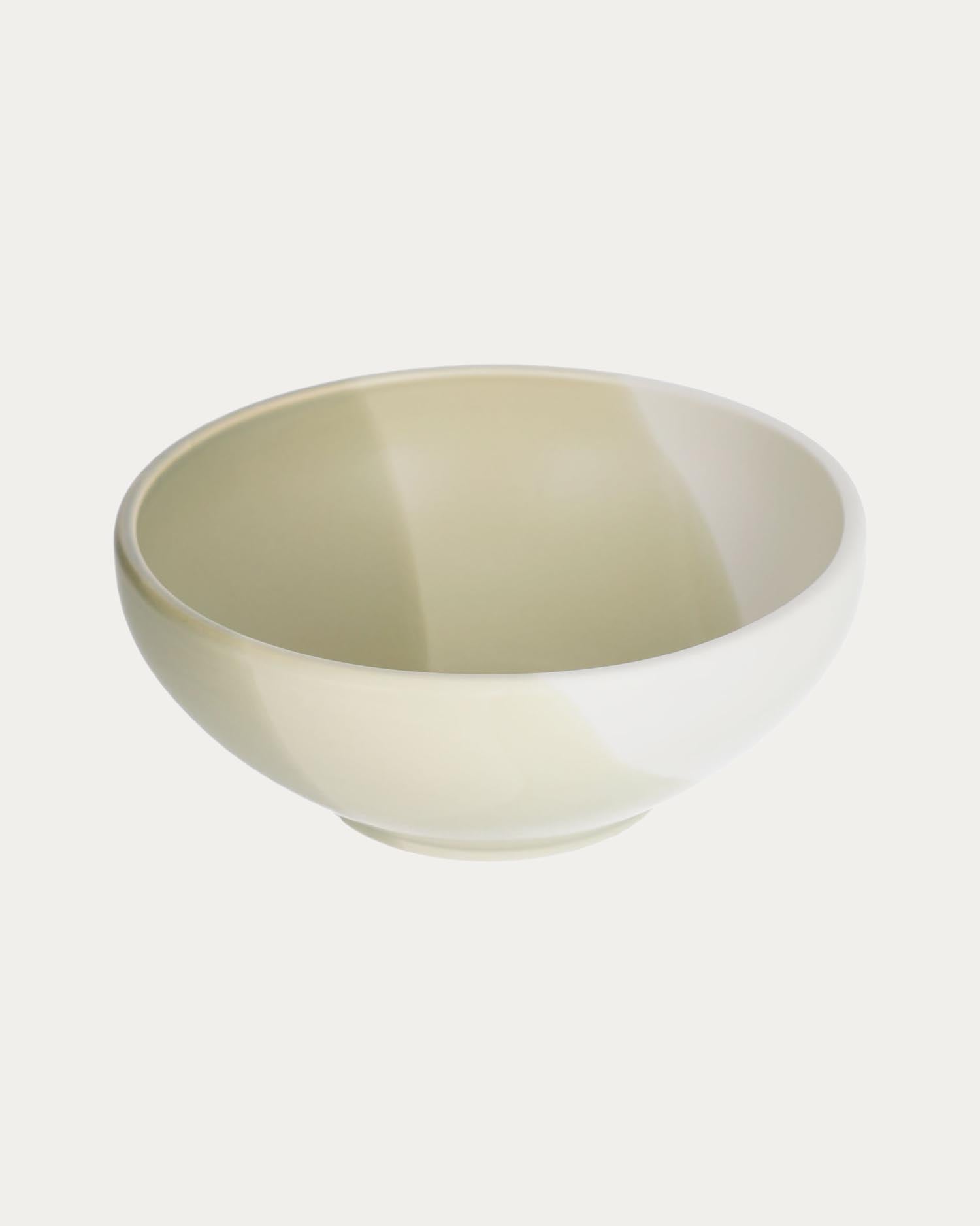 Elegante Sayuri Schale aus grün-weissem Porzellan, ideal für Salate und Pasta. Hochwertig, langlebig, mit Holzdetails.