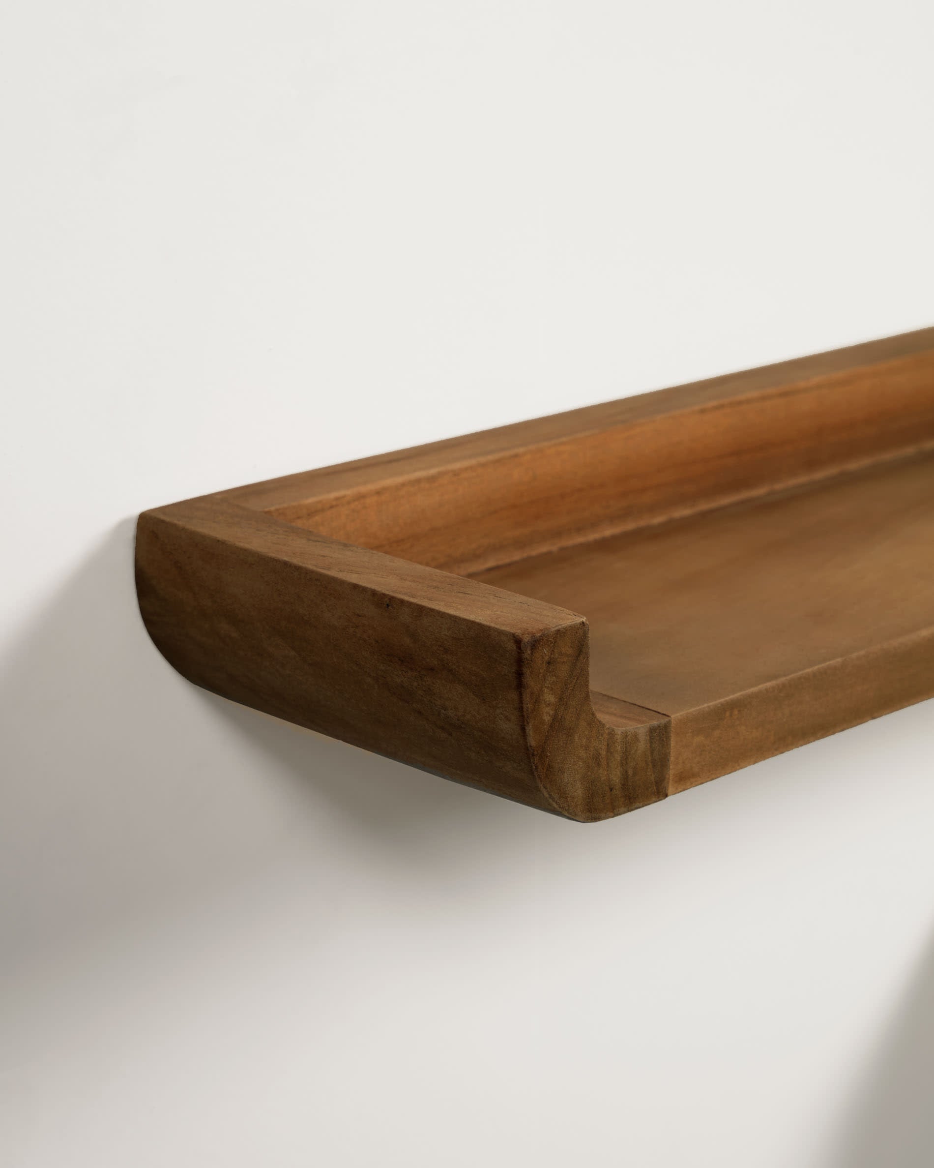 Set aus 2 Regalen aus massivem Teakholz mit edlem Nussholzfinish, 50 x 5 cm, ideal für stilvolle und moderne Einrichtung.