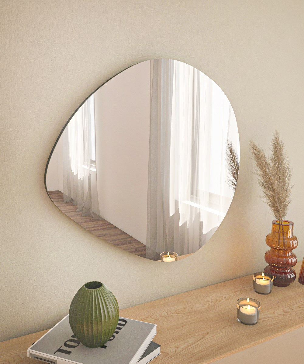 Besso - Black in Schwarz präsentiert im Onlineshop von KAQTU Design AG. Spiegel ist von Hanah Home