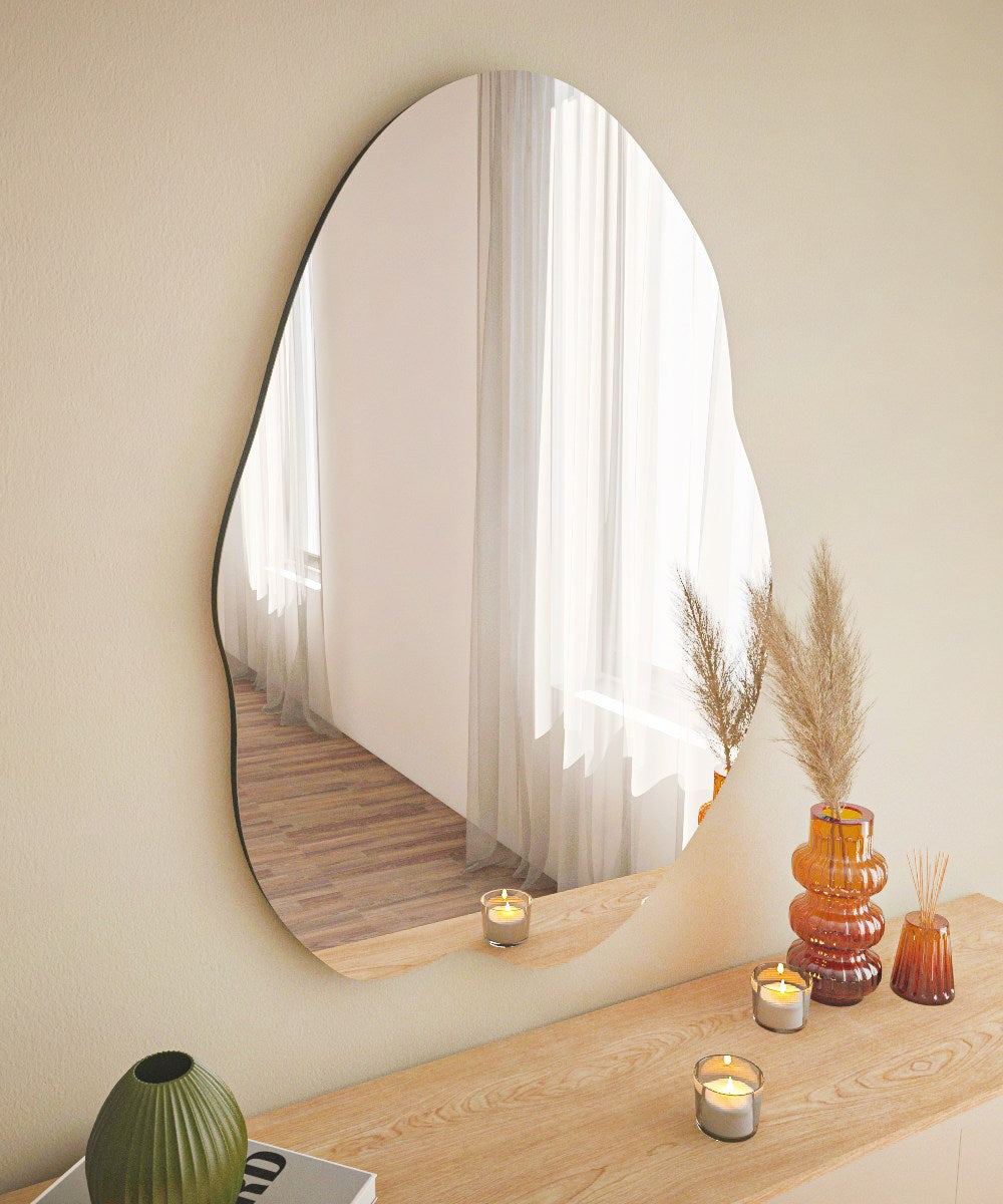 Ohho - Black in Schwarz präsentiert im Onlineshop von KAQTU Design AG. Spiegel ist von Hanah Home