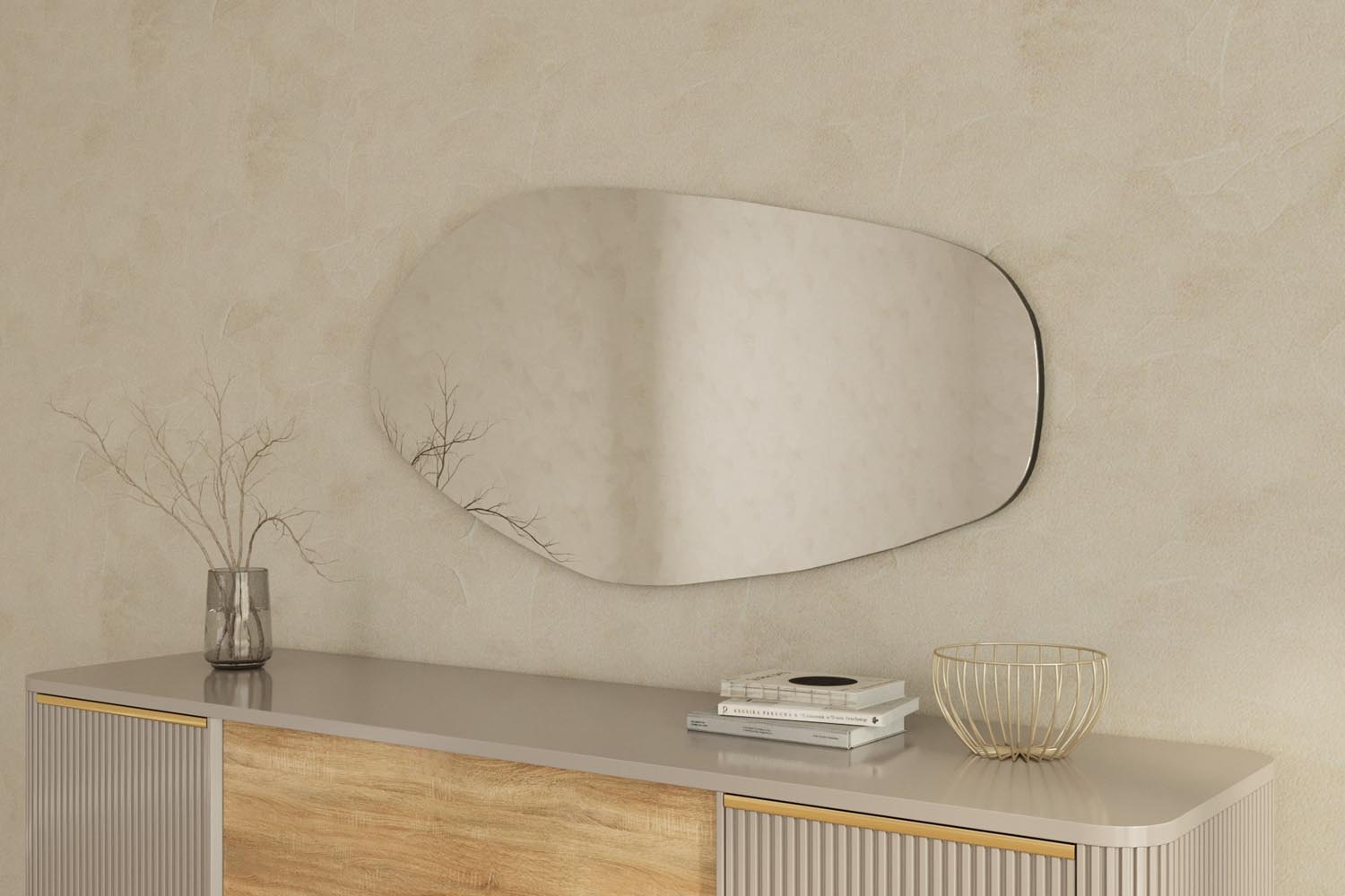 Bella - Black in Schwarz präsentiert im Onlineshop von KAQTU Design AG. Spiegel ist von Hanah Home