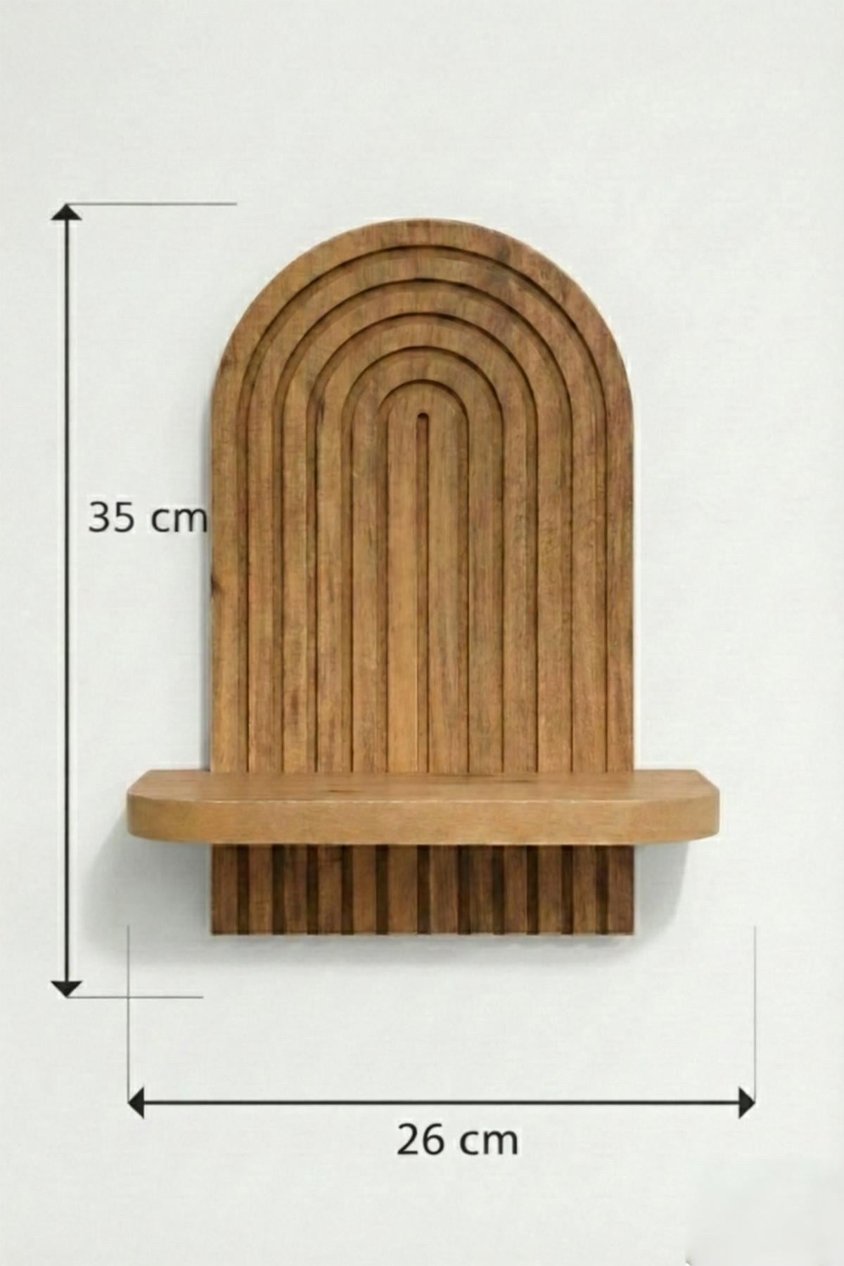 Wandregal aus Eiche-farbenem MDF mit geometrischer Form, Masse 26x35x13 cm, Hersteller Hanah Home, zur Wandmontage.