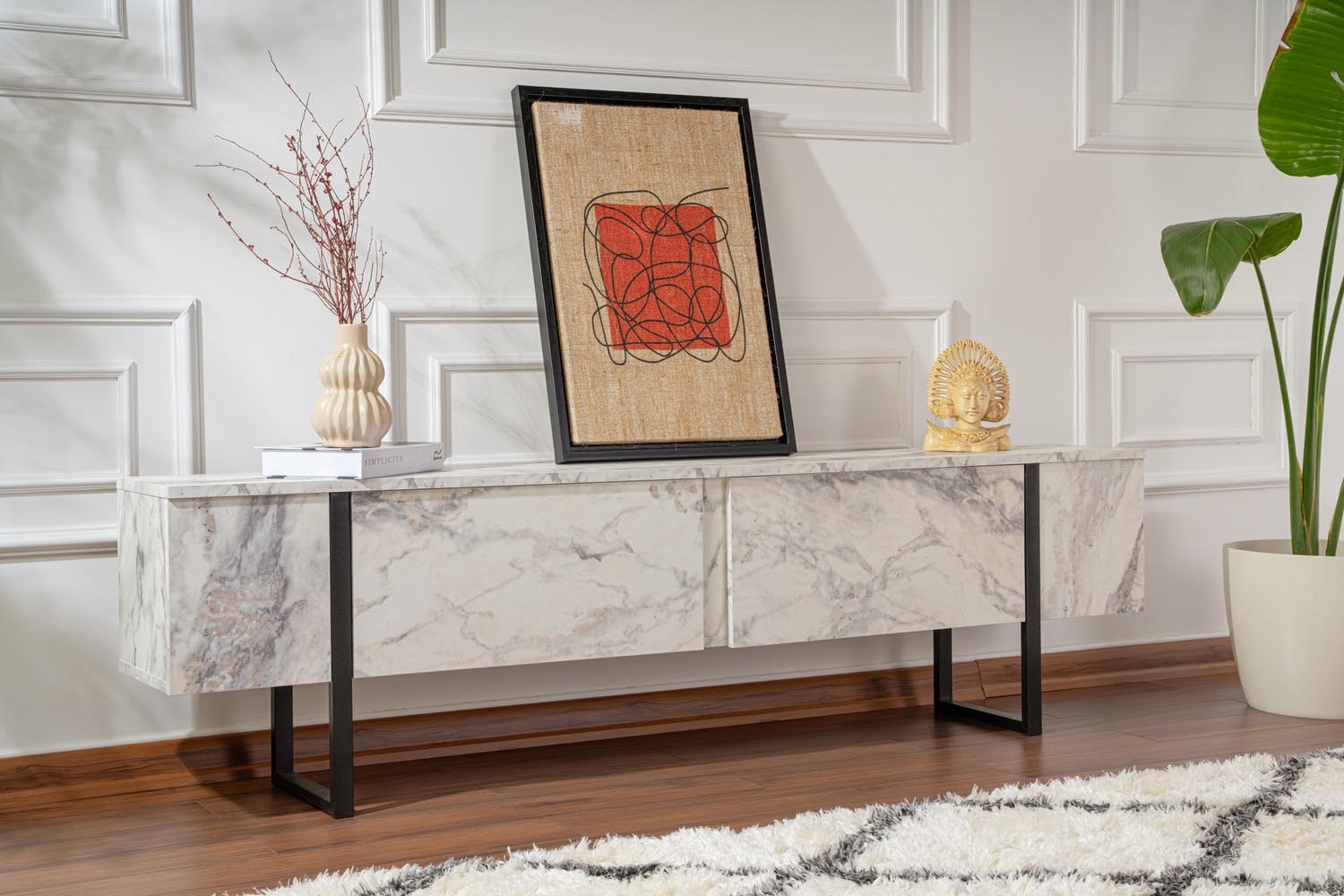 Serenity - Fressia Marble, Black in Freesia- Marmor Schwarz präsentiert im Onlineshop von KAQTU Design AG. Sideboard ist von Nordure