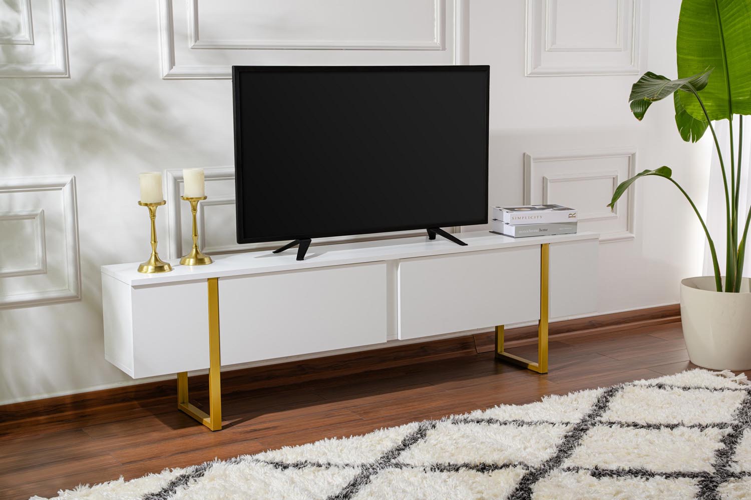 Serenity - White, Gold in Weisses Gold präsentiert im Onlineshop von KAQTU Design AG. Sideboard ist von Nordure