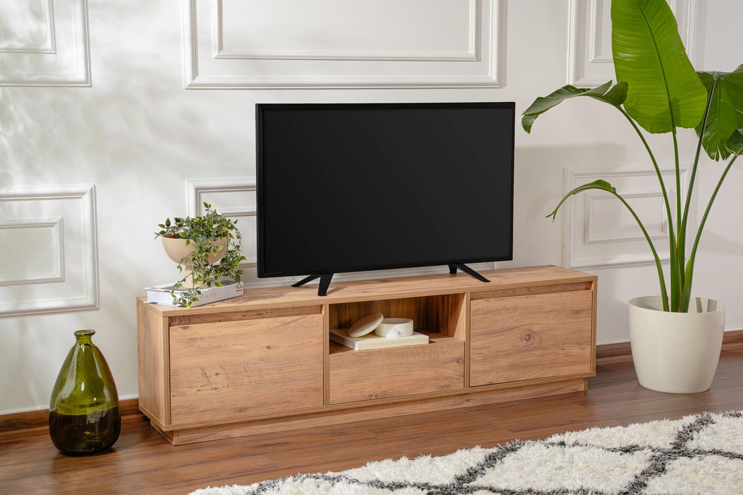 Vanguard - Atlantic Pine in Atlantische Kiefer präsentiert im Onlineshop von KAQTU Design AG. Sideboard ist von Nordure