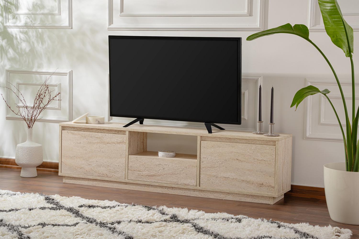 Vanguard - Travertine in Travertin präsentiert im Onlineshop von KAQTU Design AG. Sideboard ist von Nordure